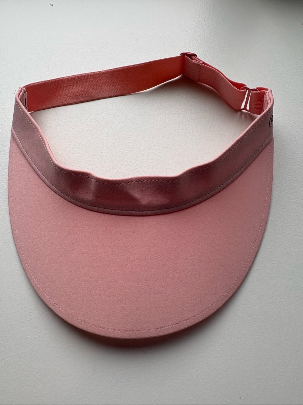 Lululemon Fast Paced Wide Band Running Visor โ Pink
